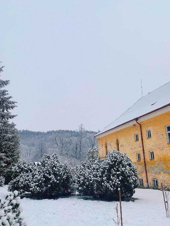 Zamek Ruda Nad Moravou Apartment Luaran gambar