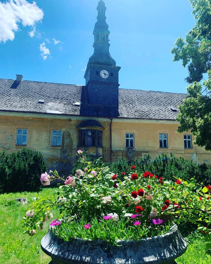 Zamek Ruda Nad Moravou Apartment Luaran gambar